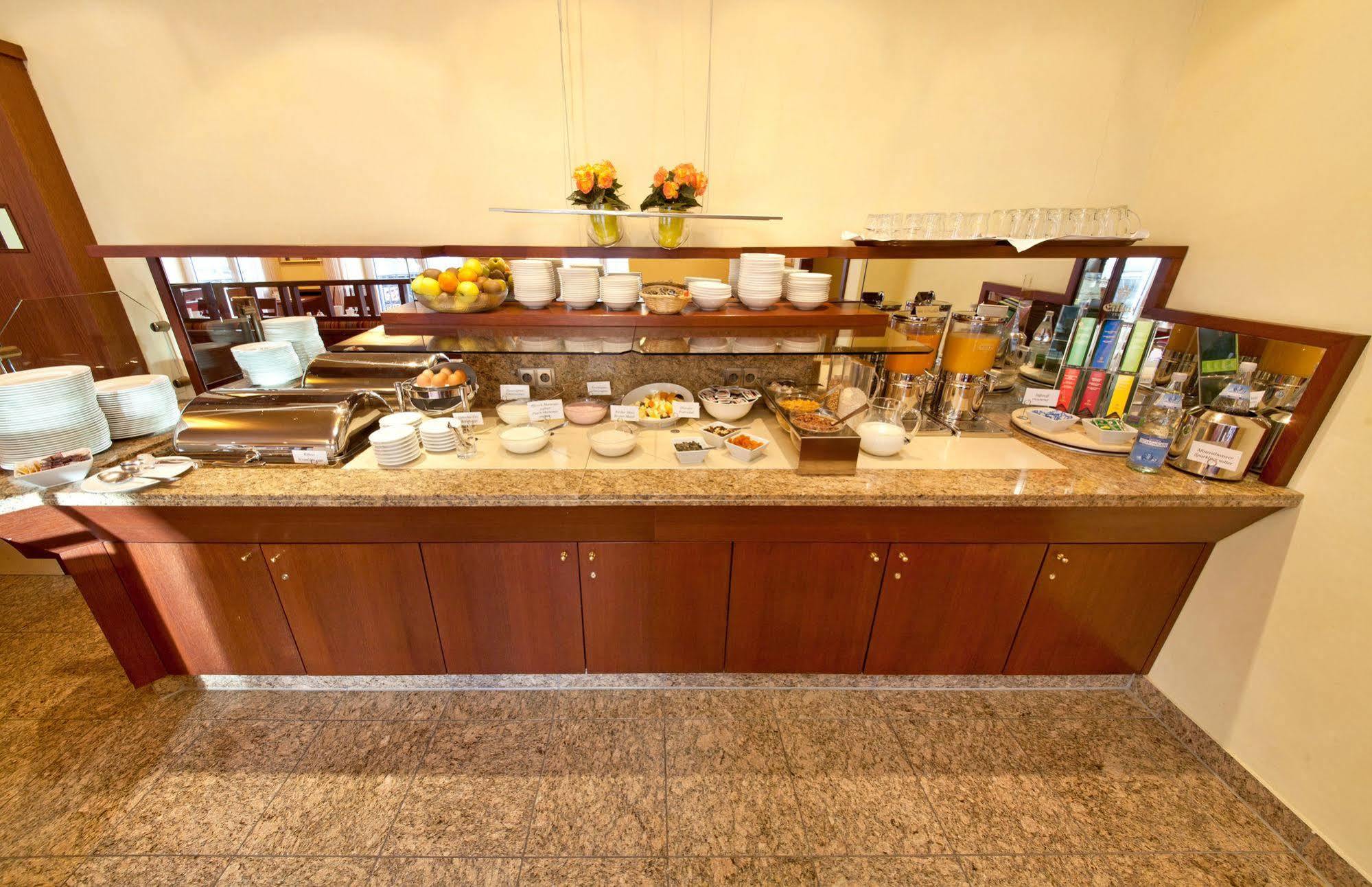 Hotel Boulevard Στουτγκάρδη Εξωτερικό φωτογραφία